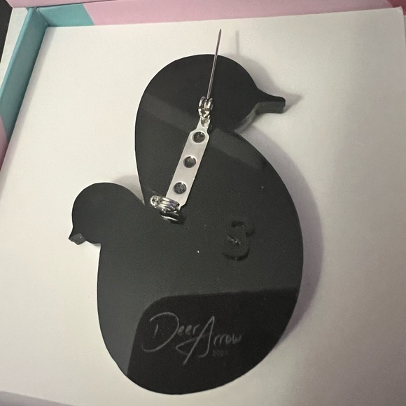Deer Arrow Got Your Back acrylic brooch- Lucky Dip - Picture 2 of 2